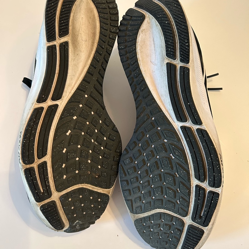 Men’s Nike AirZoom Pegasus 38 - Picture 10 of 11